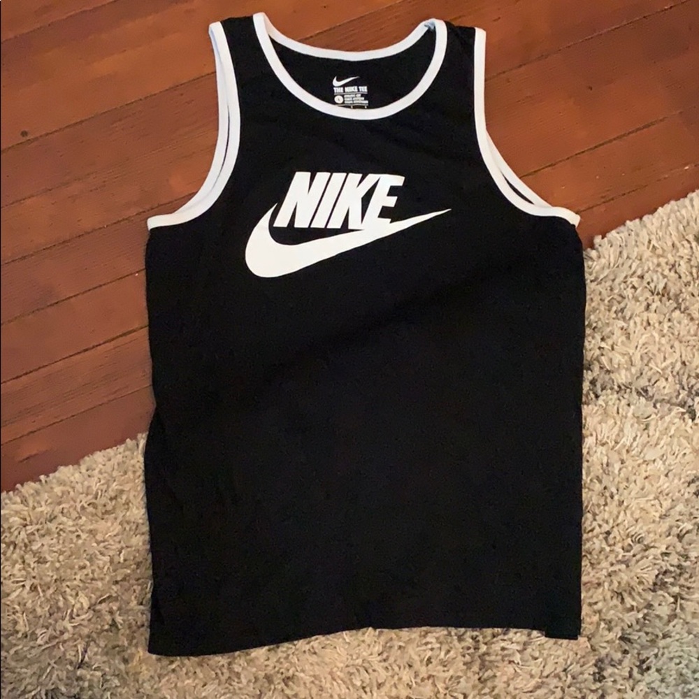NIKE TANK